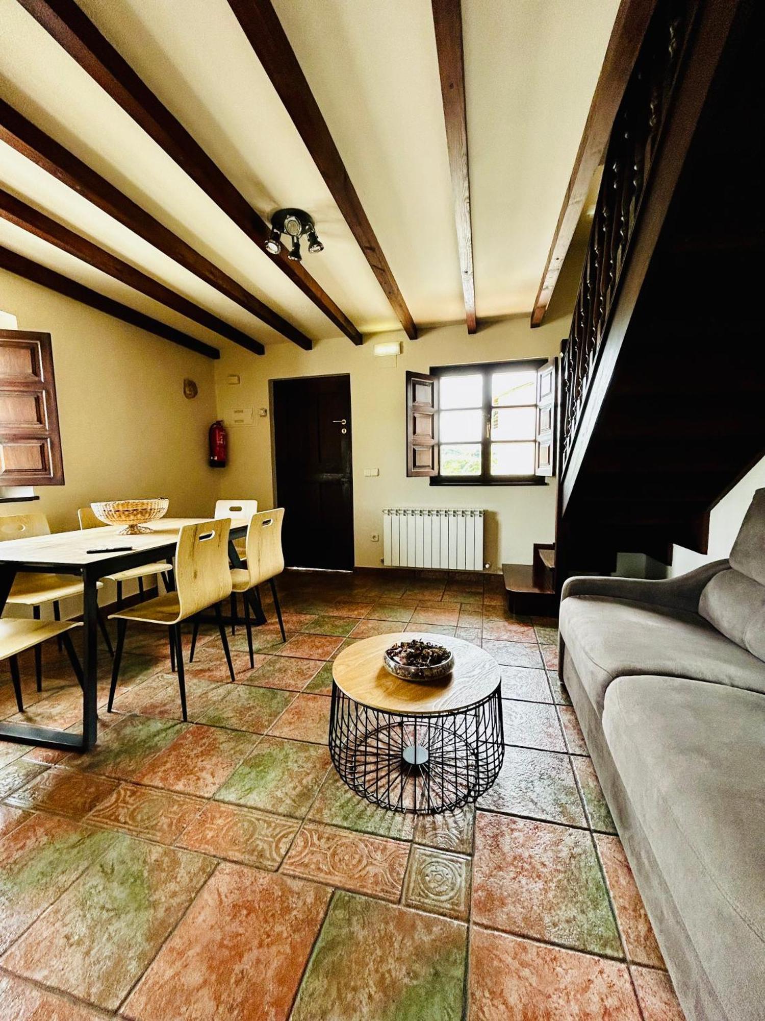 Casa La Maestra Apartment Arriondas Ngoại thất bức ảnh