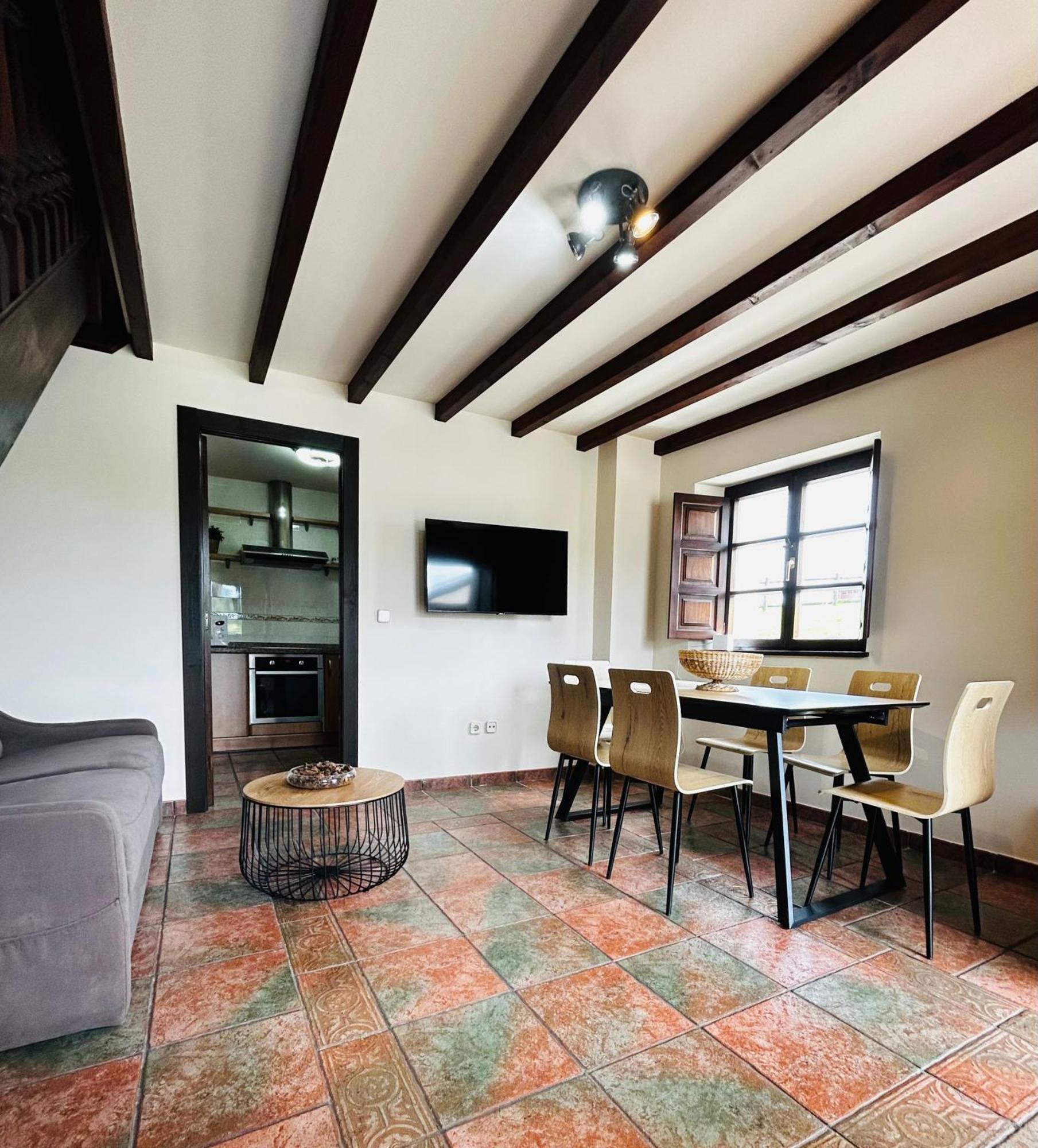 Casa La Maestra Apartment Arriondas Ngoại thất bức ảnh