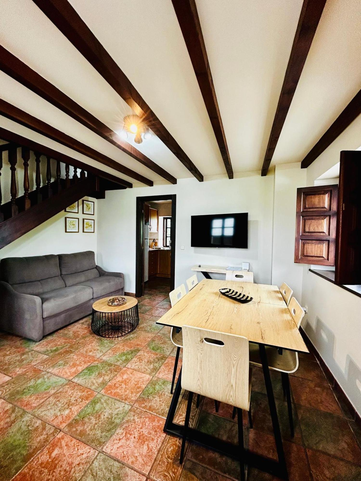 Casa La Maestra Apartment Arriondas Ngoại thất bức ảnh